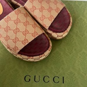 *Authentic* Gucci Platform Sandals